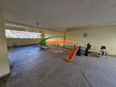 Apartamento, 3 quartos, 143 m² - Foto 1