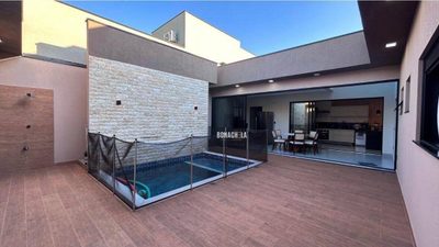 Casa, 3 quartos, 200 m² - Foto 2
