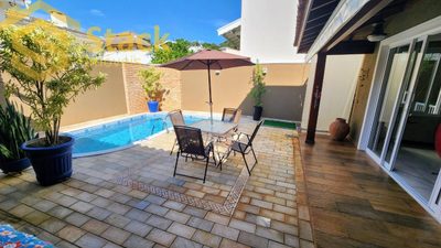Sobrado, 6 quartos, 412 m² - Foto 1