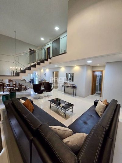 Casa, 3 quartos, 365 m² - Foto 1