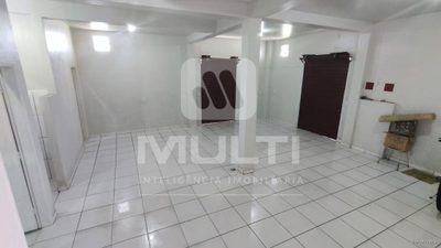 Casa, 7 quartos, 277 m² - Foto 1