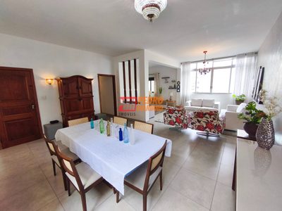Apartamento, 3 quartos, 230 m² - Foto 1
