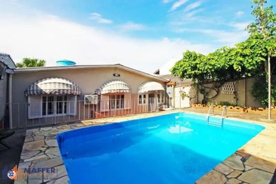 Casa, 3 quartos, 182 m² - Foto 1
