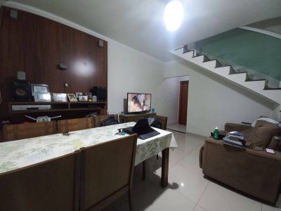Casa, 2 quartos, 65 m² - Foto 1