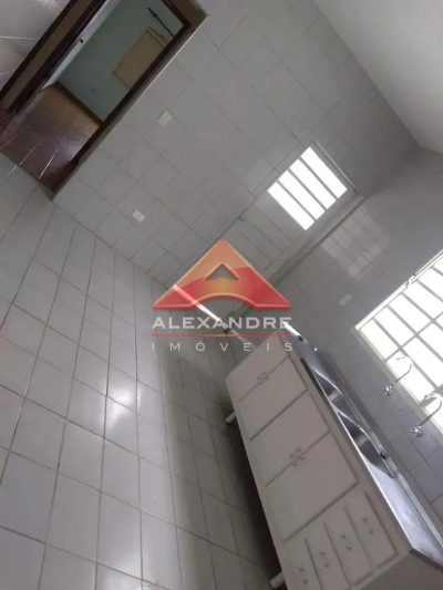 Casa, 3 quartos, 279 m² - Foto 4