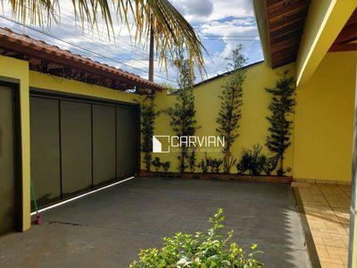 Casa, 3 quartos, 226 m² - Foto 2