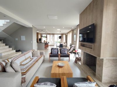 Casa, 4 quartos, 320 m² - Foto 2