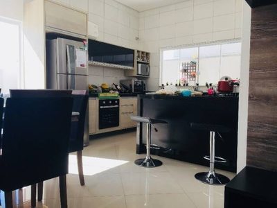 Casa, 3 quartos, 200 m² - Foto 4