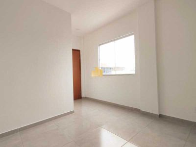 Casa, 2 quartos, 90 m² - Foto 1