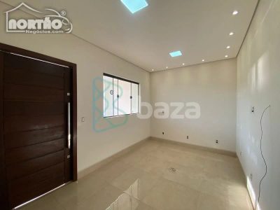 Casa, 4 quartos, 109 m² - Foto 1