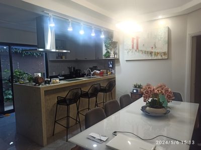 Casa, 3 quartos, 165 m² - Foto 1