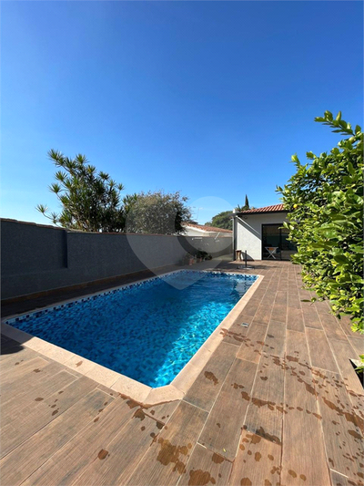 Casa, 3 quartos, 201 m² - Foto 1