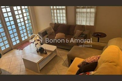 Casa, 4 quartos, 217 m² - Foto 1