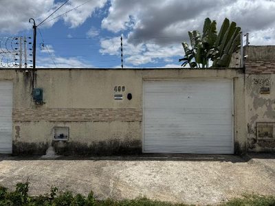 Casa, 2 quartos, 198 m² - Foto 1