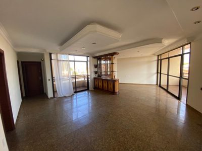 Apartamento, 3 quartos, 185 m² - Foto 1
