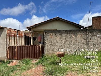 Casa, 2 quartos, 200 m² - Foto 1