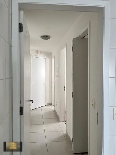Apartamento, 3 quartos, 230 m² - Foto 2