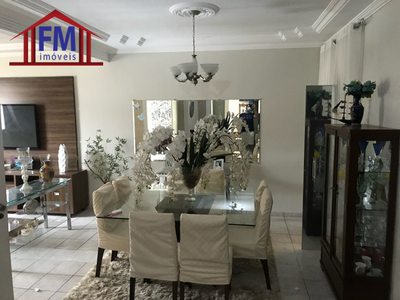 Casa, 4 quartos, 400 m² - Foto 1