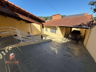 Casa, 4 quartos, 221 m² - Foto 2