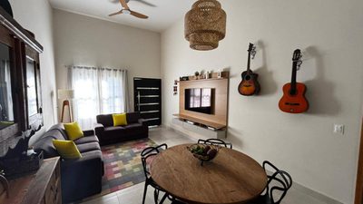 Casa, 3 quartos, 159 m² - Foto 1