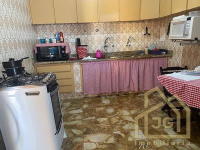 Sobrado, 3 quartos, 354 m² - Foto 2