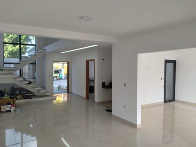 Sobrado, 3 quartos, 212 m² - Foto 1
