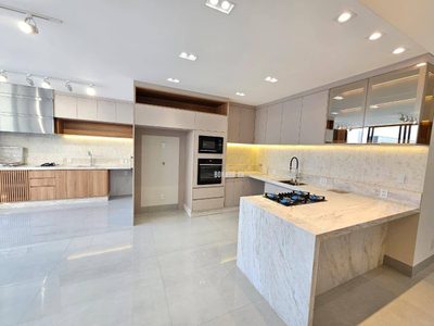 Casa, 3 quartos, 219 m² - Foto 4