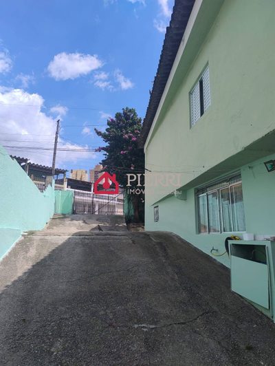 Casa, 2 quartos, 200 m² - Foto 1