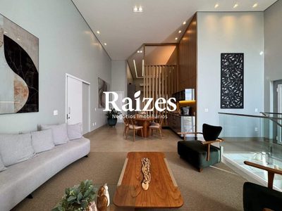Casa, 4 quartos, 300 m² - Foto 1