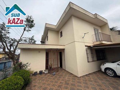 Sobrado, 3 quartos, 195 m² - Foto 1