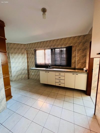 Apartamento, 3 quartos, 130 m² - Foto 2