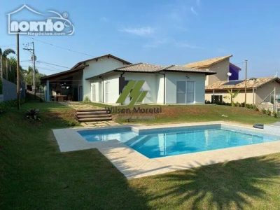 Casa, 6 quartos, 280 m² - Foto 2