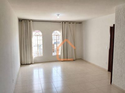 Casa, 3 quartos, 127 m² - Foto 1