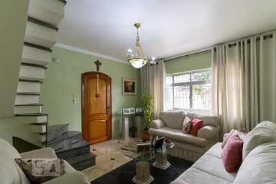 Casa, 3 quartos, 178 m² - Foto 1