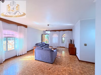 Casa, 3 quartos, 233 m² - Foto 4