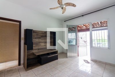 Casa, 3 quartos, 190 m² - Foto 2