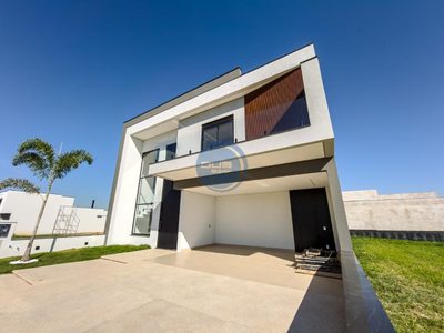 Sobrado, 4 quartos, 300 m² - Foto 1