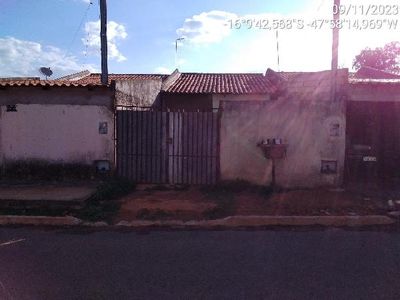 Casa, 2 quartos, 180 m² - Foto 1