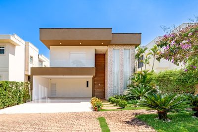 Casa, 4 quartos, 309 m² - Foto 1