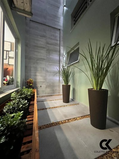 Casa, 4 quartos, 360 m² - Foto 1