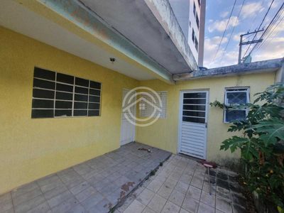 Casa, 4 quartos, 140 m² - Foto 1