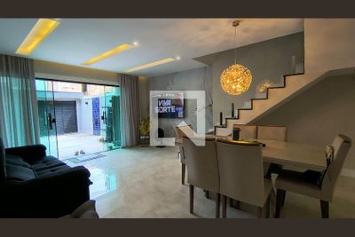 Casa, 3 quartos, 196 m² - Foto 3