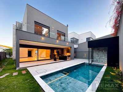 Casa, 4 quartos, 361 m² - Foto 2