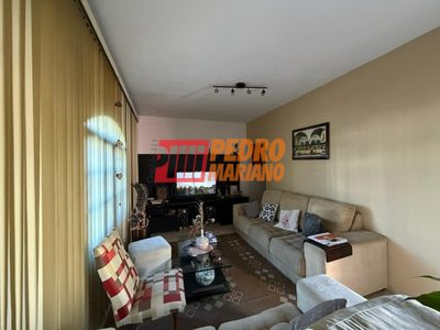 Casa, 2 quartos, 196 m² - Foto 1