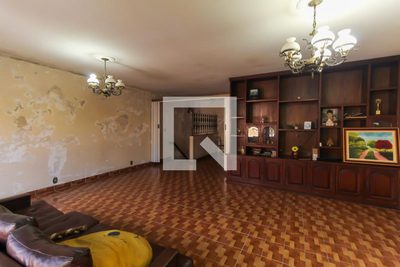Casa, 4 quartos, 338 m² - Foto 2