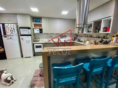 Apartamento, 3 quartos, 178 m² - Foto 1