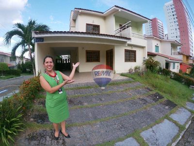 Casa, 4 quartos, 250 m² - Foto 1