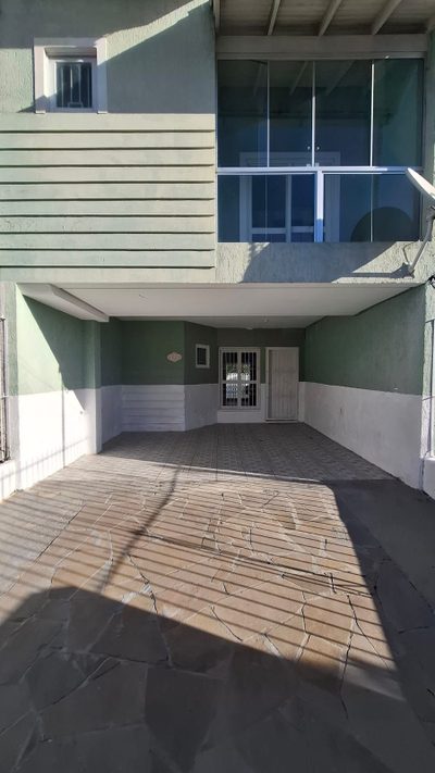 Sobrado, 3 quartos, 211 m² - Foto 2