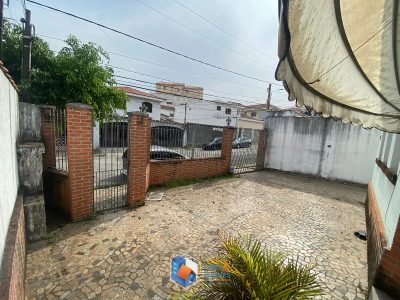 Casa, 6 quartos, 160 m² - Foto 4