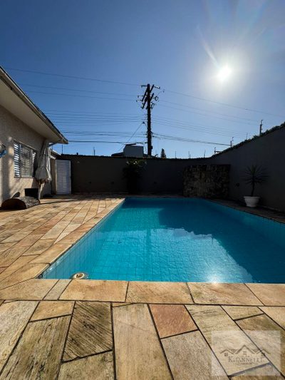 Casa, 2 quartos, 187 m² - Foto 1